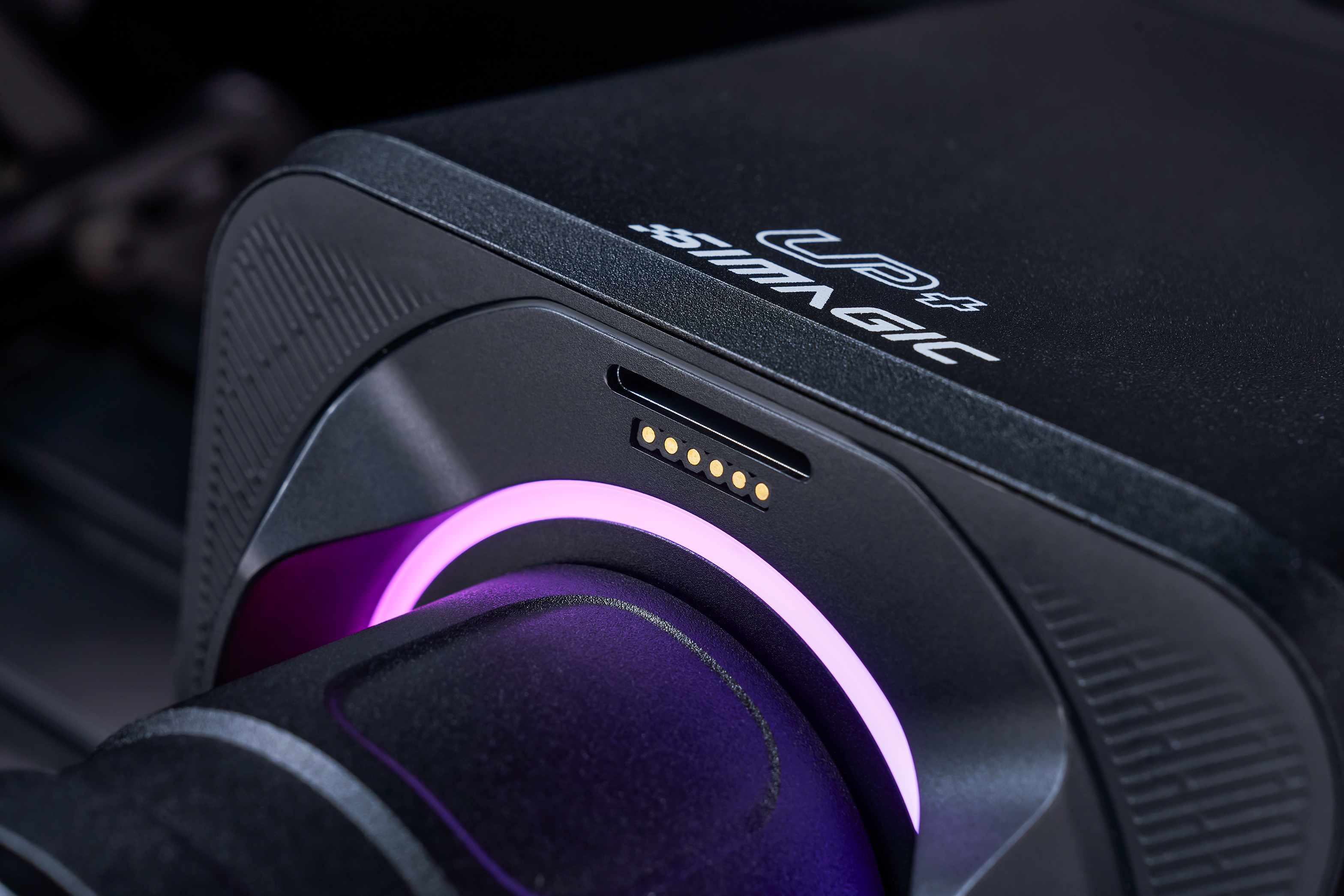 картинка Рулевая база Simagic Evo Pro  18Nm от магазина Одежда+