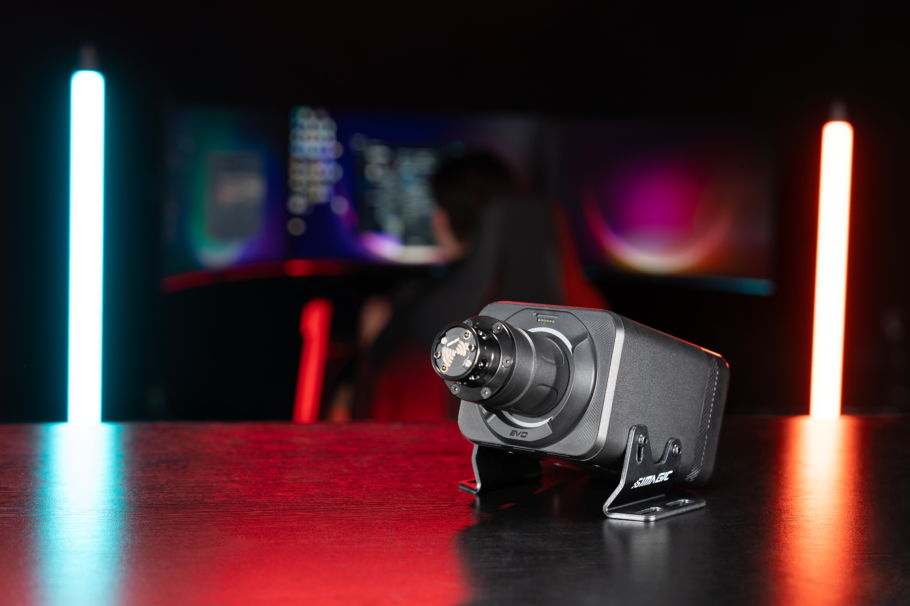 картинка Рулевая база Simagic Evo Pro  18Nm от магазина Одежда+